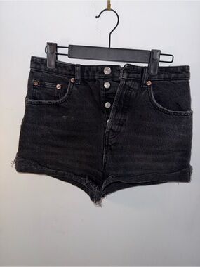 Zara Black denim Button fly Denim Shorts size 4